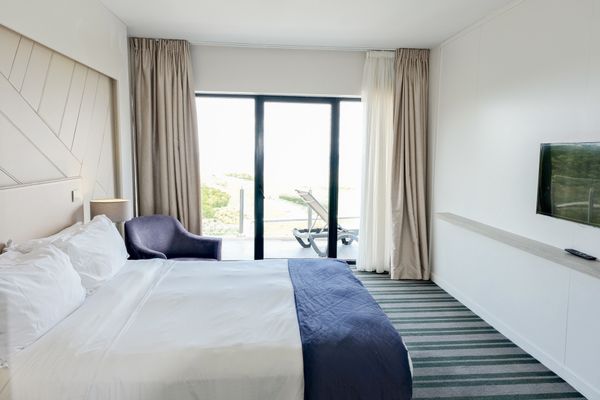 Chambre avec balcon, hôtel Thalazur Cabourg