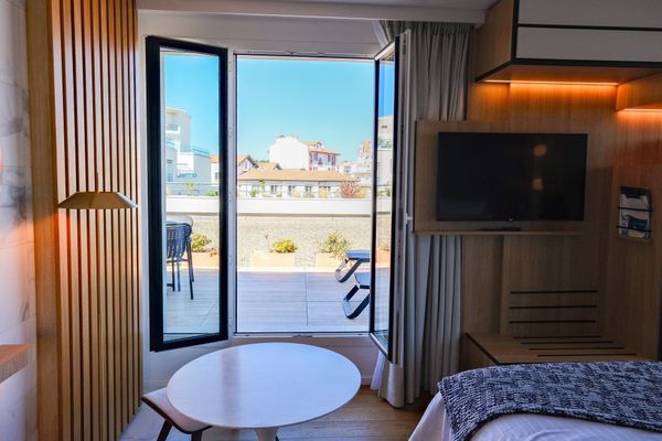 Suite avec terrasse de l'hôtel Thalazur Saint-Jean-de-Luz